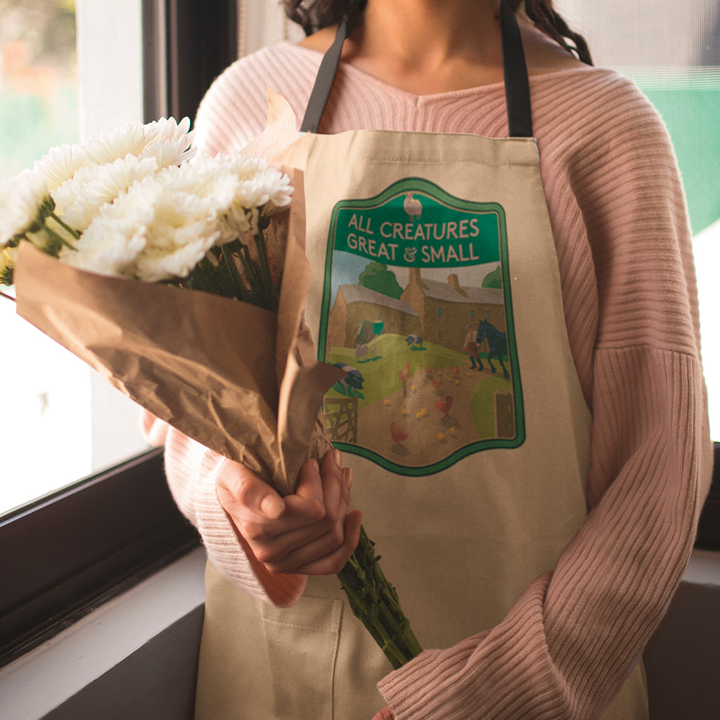 All Creatures Great and Small Darrowby Farmyard Apron